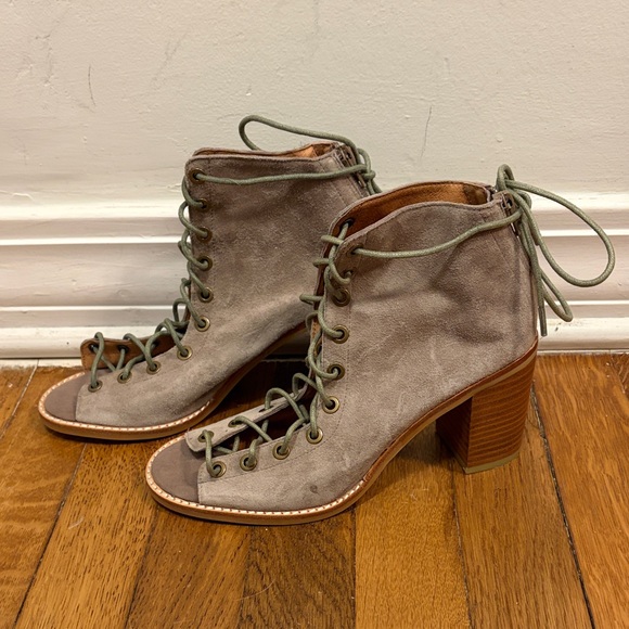 Jeffrey Campbell - CORS - Suede Taupe Lace Up Heels Size 7 - Picture 4 of 15